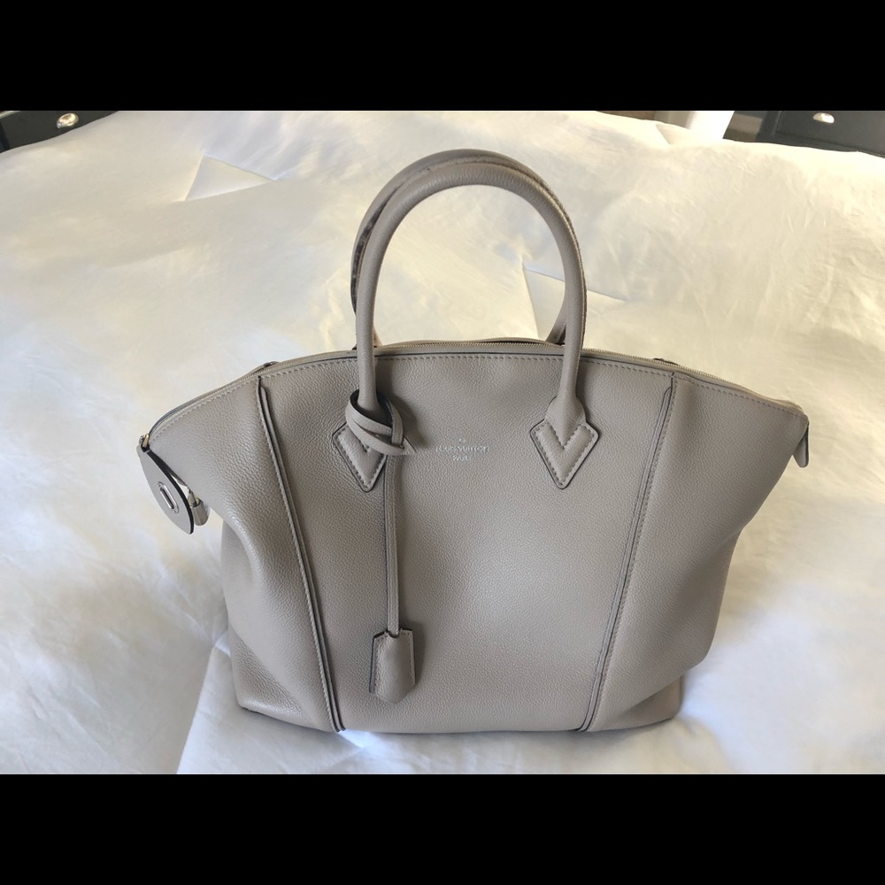Louis Vuitton Soft Lockit